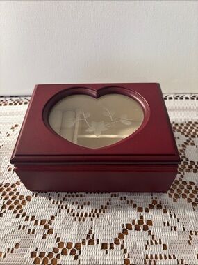 Heart-Top Jewelry Box in Deep Red